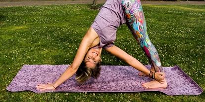 Yogakurs - geeignet für: Fortgeschrittene - Happy Lotus