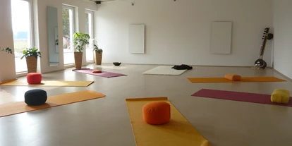 Yoga course - Kurse mit Förderung durch Krankenkassen - Wegberg - Der Yogaraum - Shivas Garten