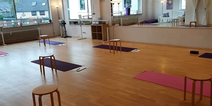 Yoga course - vorhandenes Yogazubehör: Sitz- / Meditationskissen - Hagen im Bremischen - Anja Naima Wilke
