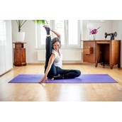 Yoga - In Balance Yoga in Graz by Andrea Finus - bringt Yoga ins Haus