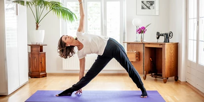 Yoga course - vorhandenes Yogazubehör: Yogamatten - Kainbach - In Balance Yoga in Graz by Andrea Finus - bringt Yoga ins Haus