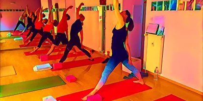 Yoga course - vorhandenes Yogazubehör: Yogamatten - Schwielowsee - Cathleen Schröder-Joergens/Yogapilatesloft