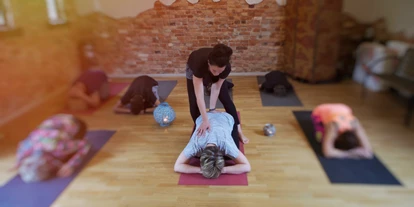 Yogakurs - Weitere Angebote: Workshops - Berlin-Stadt Neukölln - Yoga bei Nadi Yoga. 
Gut ausgebildete Trainer betreuen euch in den Yogaklassen und im Einzeltraining. - Mareike Meyer / Nadi Yoga Berlin