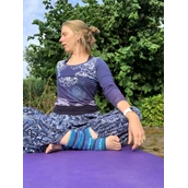 yoga - Yoga draußen Sommer 2021  - Yoga By Karo - Karoline Borth