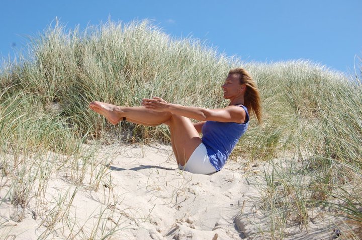 yoga - https://scontent.xx.fbcdn.net/hphotos-xaf1/v/t1.0-9/419191_414525771944476_1759529720_n.jpg?oh=888d24ad9c80d0eccf3866320dc99127&oe=57500146 - POWER YOGA by Kathrin Martens