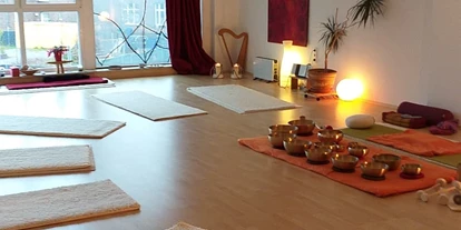 Yoga course - Yogastil: Meditation - Jüchen - herzliche Atmosphäre: wohlfühlen, abschalten und erholen. Yoga und Pilates in Grevenbroich biyogafit - Iris Bendick biyogafit