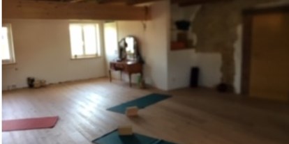 Yoga course - Art der Yogakurse: Offene Kurse (Einstieg jederzeit möglich) - Yogischmiede Buchenlohe