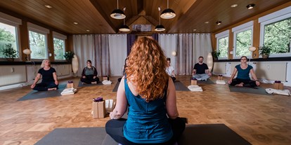 Yoga course - Erfahrung im Unterrichten: > 750 Yoga-Kurse - Alexandra Rigano WandelbARigano