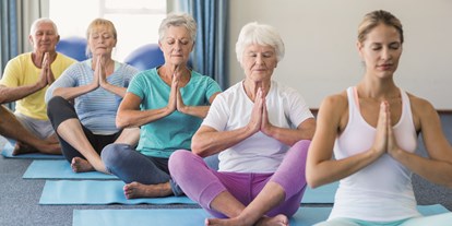 Yogakurs - Kurse mit Förderung durch Krankenkassen - Emsland, Mittelweser ... - Anfängerkurs Happyoga - Happy Yoga Lingen Barbara Strube