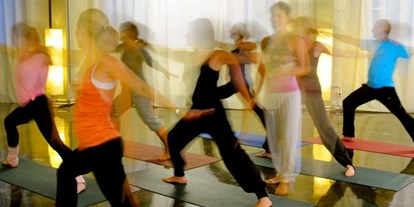Yoga course - Duisburg Duisburg Mitte - https://scontent.xx.fbcdn.net/hphotos-xaf1/v/t1.0-9/598707_432155700182121_1148173200_n.jpg?oh=f6f0c35fd9155f054d311bfb04c2922d&oe=57665D9A - Bliss Yoga