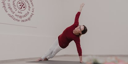 Yoga course - Art der Yogakurse: Geschlossene Kurse (kein späterer Einstieg möglich) - Sauerland - Heike Lenz / Anahata Yoga Lüdenscheid