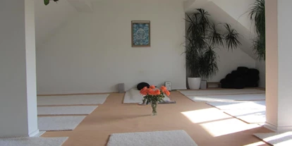 Yoga course - Yogastil: Meditation - Münster (Münster, Stadt) - Der Yoga Raum aus einer anderen Perspektive. - Patanjali Yogaschule Münster - Slow Yoga in Münster