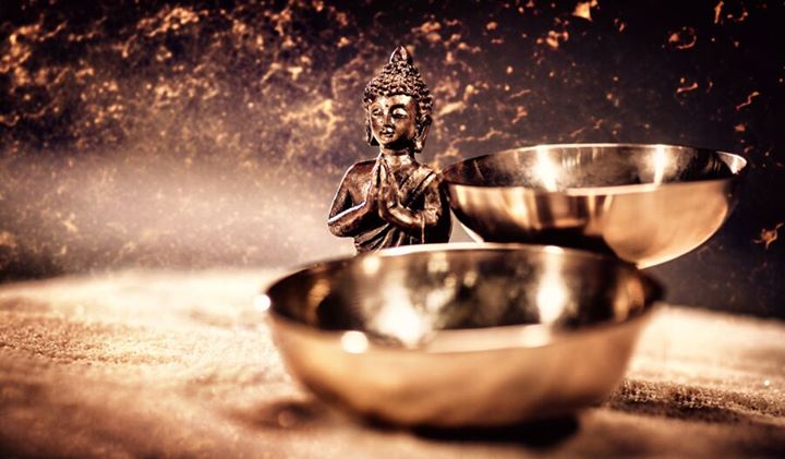 yoga - https://scontent.xx.fbcdn.net/hphotos-xta1/v/t1.0-9/s720x720/12009597_1104097719601400_7106331628476288688_n.jpg?oh=7fc111e85b8d3560504629ee70ddb912&oe=574B9062 - Klangmassagen Nürnberg - Sounds of Happiness by Yoga Kshana-Room