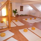 Yoga - Der Übungsraum der Yoga-Akademie - Yoga Akademie Stuttgart (YAS)