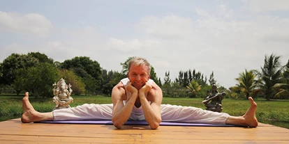 Yoga course - vorhandenes Yogazubehör: Stühle - Emsland, Mittelweser ... - Sampoorna Yoga - Sampoorna Yoga Zentrum Oldenburg