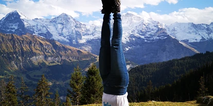 Yogakurs - Ambiente: Gemütlich - Merligen - die Perspektive wechseln - ALLYOGA-Martha Barthel