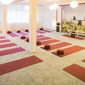 Yoga - AYAS Yoga Akademie großer Seminarraum - AYAS®Yoga Akademie