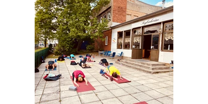 Yoga course - geeignet für: Dickere Menschen - Rostock Ortsamt 5 - Mittwochs im Seglerheim Oktober - Mai…
 - YOGA MEER - Corinna Lange