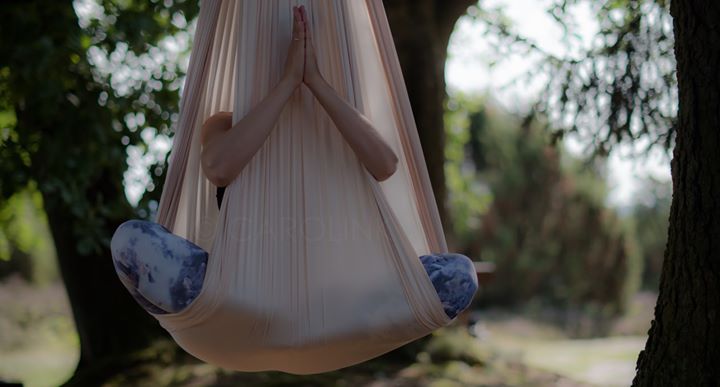 yoga - https://scontent.xx.fbcdn.net/hphotos-xla1/t31.0-8/s720x720/12513973_461093317424631_7591882167491996627_o.jpg - CarolinK-Yoga