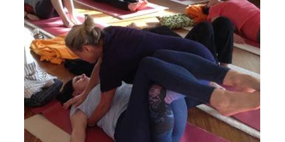 Yogakurs - Kurse für bestimmte Zielgruppen: Kurse für Schwangere (Pränatal) - Nürnberg Nordwestliche Außenstadt - Thai Yoga Sensitive Michaela Wittmann Yoga, Ayurveda & Reisen