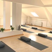 Yoga - Studioräumlichkeiten - Yogagalerie