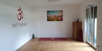 Yogakurs - Ambiente: Kleine Räumlichkeiten - Kumhausen - dasbistdu.de Yoga