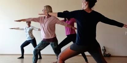 Yoga course - Kurse für bestimmte Zielgruppen: Rückbildungskurse (Postnatal) - Schwelm - Yoga in Wuppertal - Yoga in Wuppertal,  Hatha Yoga Vinyasa, Yin Yoga, Faszien Yoga Ute Sondermann