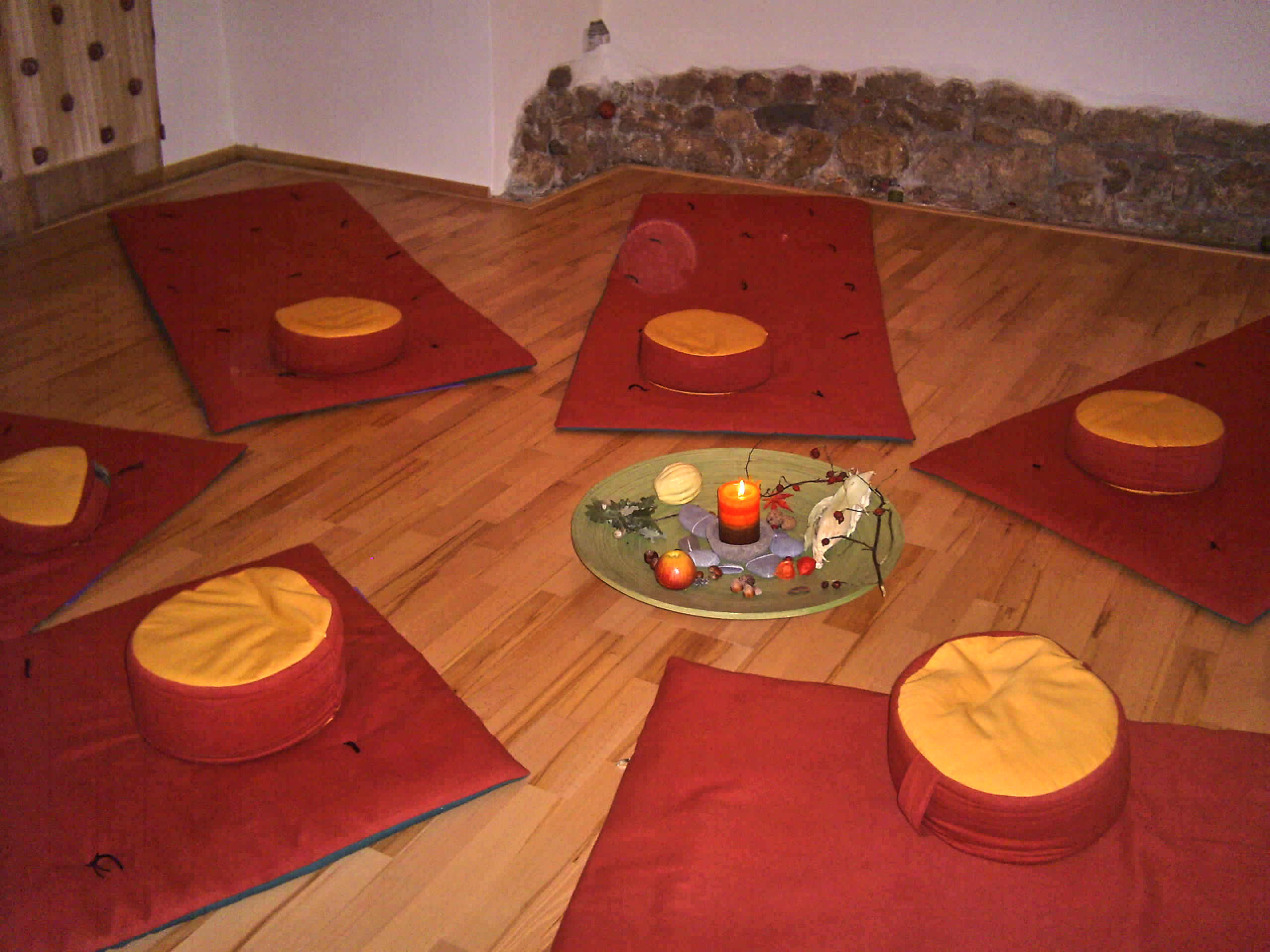 yoga - Heidi Conradt-Kramlinger / Praxis für köperorientierte Selbsterfahrung