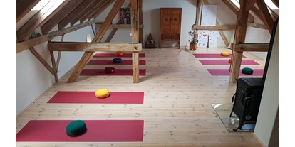 Yoga course - Art der Yogakurse: Geschlossene Kurse (kein späterer Einstieg möglich) - Brandenburg Süd - Imke Bona - Körperglück mit Yoga und Cantienica®