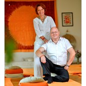 Yoga Ausbildung: Yoga-Lehrerausbildung, Klagenfurt, Yoga-Schule Kärnten, Karin Steiger und Dirk Bock
 - YVO Zertifizierte Yoga-LehrerIn Ausbildung 200+ Stunden