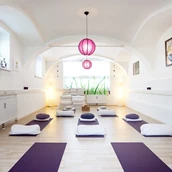 yoga - https://scontent.xx.fbcdn.net/hphotos-xft1/t31.0-8/s720x720/10582875_613496255427758_6109315101350453404_o.jpg - Yoga & Co Inh. Margit El Kholi Yogalehrerin BYO EYU