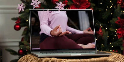 Yoga course - Erreichbarkeit: gute Anbindung - Mülverstedt - Feel The Flow Yoga  - Online Yoga Adventskalender