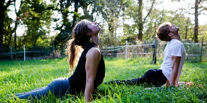 Yogakurs - Kurse für bestimmte Zielgruppen: barrierefreie Kurse - Bonn Hardtberg - Vinyasa Yoga - Ma Loka Yoga