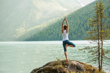 Yoga: Hatha meets Kundalini Yoga