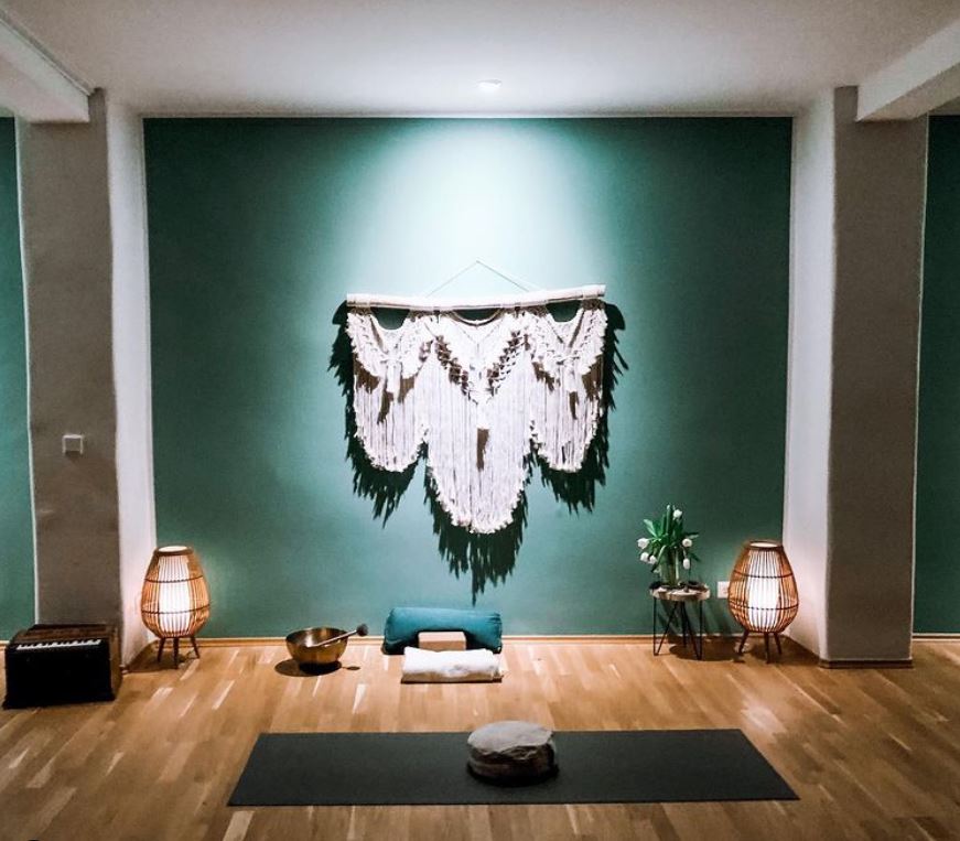 Yoga course - vorhandenes Yogazubehör: Yogamatten - Bavaria - Studio - Hatha Yoga - Relax your Mind