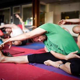 Yoga: Hathayoga Schüler in der Pfalz - HathaYoga & AcroYoga mit Georg Thimme