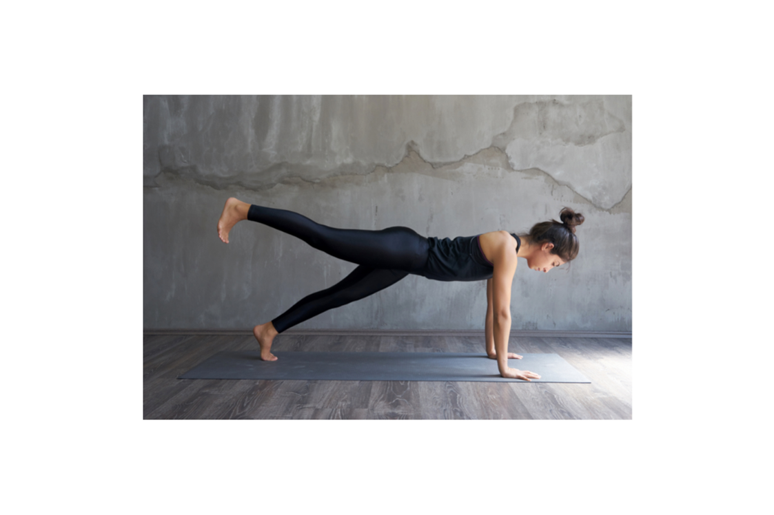 Yoga: Monika - Studio La Femme