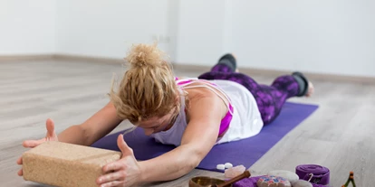 Yoga course - Kurse für bestimmte Zielgruppen: Kurse nur für Frauen - Hannover Buchholz-Kleefeld - Julia Rose Yoga