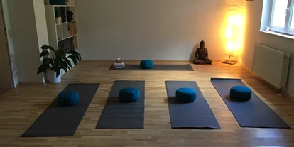 Yoga course - Art der Yogakurse: Geschlossene Kurse (kein späterer Einstieg möglich) - Germany - Das Namasté Yoga-Studio - Namasté Yoga-Studio