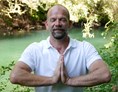 Yoga: Kundalini Yoga - Daniel Graze
