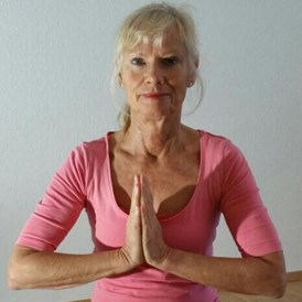 Yoga: Namaste - Hatha- und Yin-Yoga in Siegburg, Much und Waldbröl, Hormonyoga-Seminare, Yoga-Reisen