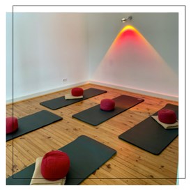 Yoga: Yoga & Psyche: Therapeutischer Yogakurs in Saarbrücken