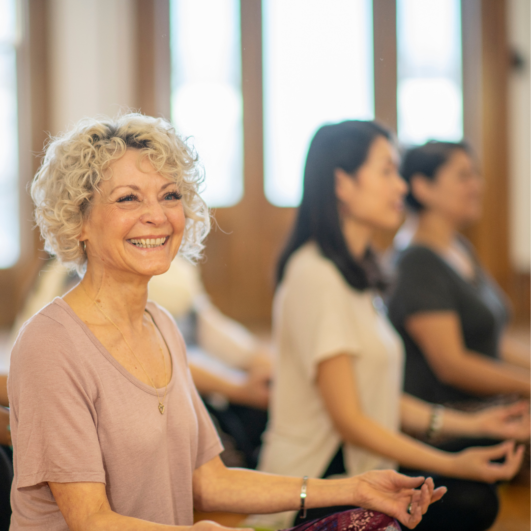 Yogalehrer Ausbildung: Heilyogalehrer*in nach Jeannette Krüssenberg  Ausbildung mit Zertifikat in 12 Modulen