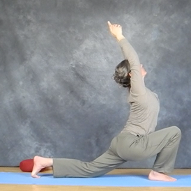 Yoga: Hatha Yoga Präsenz & Live-Stream-Online Kurs