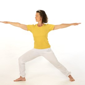 Yoga: Yoga für dein inneres und äußeres Gleichgewicht - Yoga für Schwangere, Mama Baby Yoga