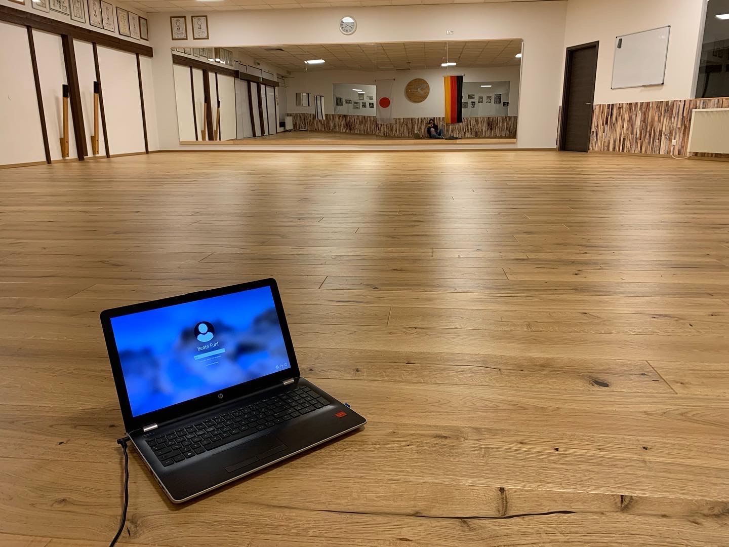 Clase de yoga - spezielle Yogaangebote: Einzelstunden / Personal Yoga - Alemania - Dormagen: Kundalini Yoga und Entspannung 