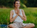 Yoga: Vinyasa & Hatha Yoga - Drop-in Stunden mit Live-Musik 