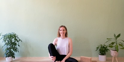 Yoga course - Art der Yogakurse: Offene Kurse (Einstieg jederzeit möglich) - Biederitz - Anna Brummel Yoga