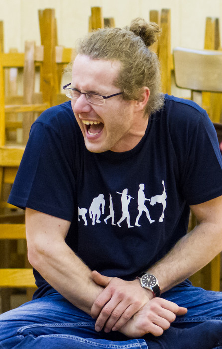 Yoga course - Yogastil: Lachyoga - Austria - DoJoy