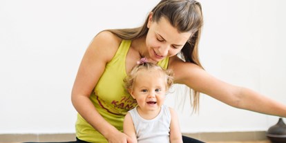 Yoga course - geeignet für: Schwangere - Austria - Mama-Baby Yoga für Wien 1210 + 1220